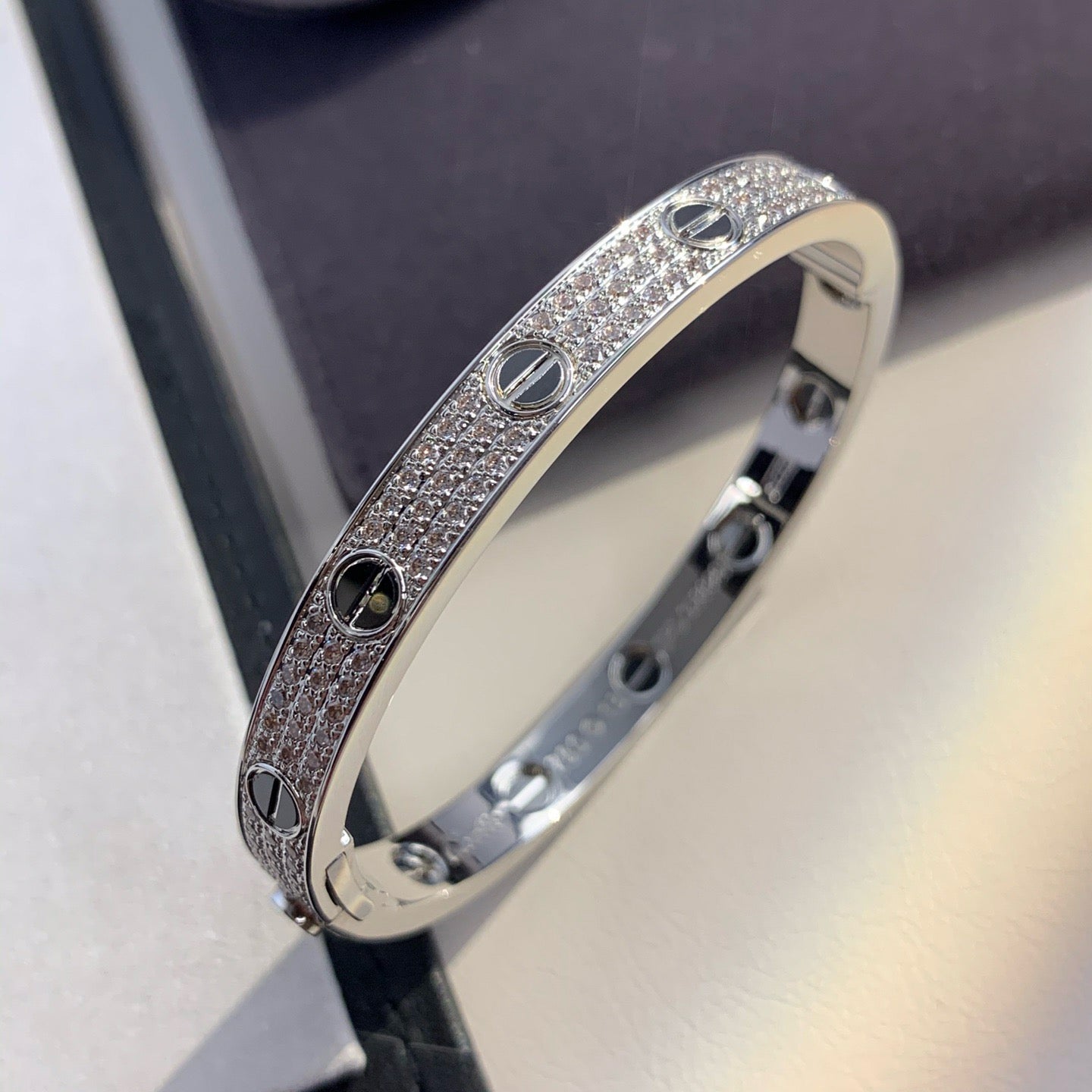 [Mystic]LOVE BRACELET 6.1MM DIAMOND-PAVED CERAMIC