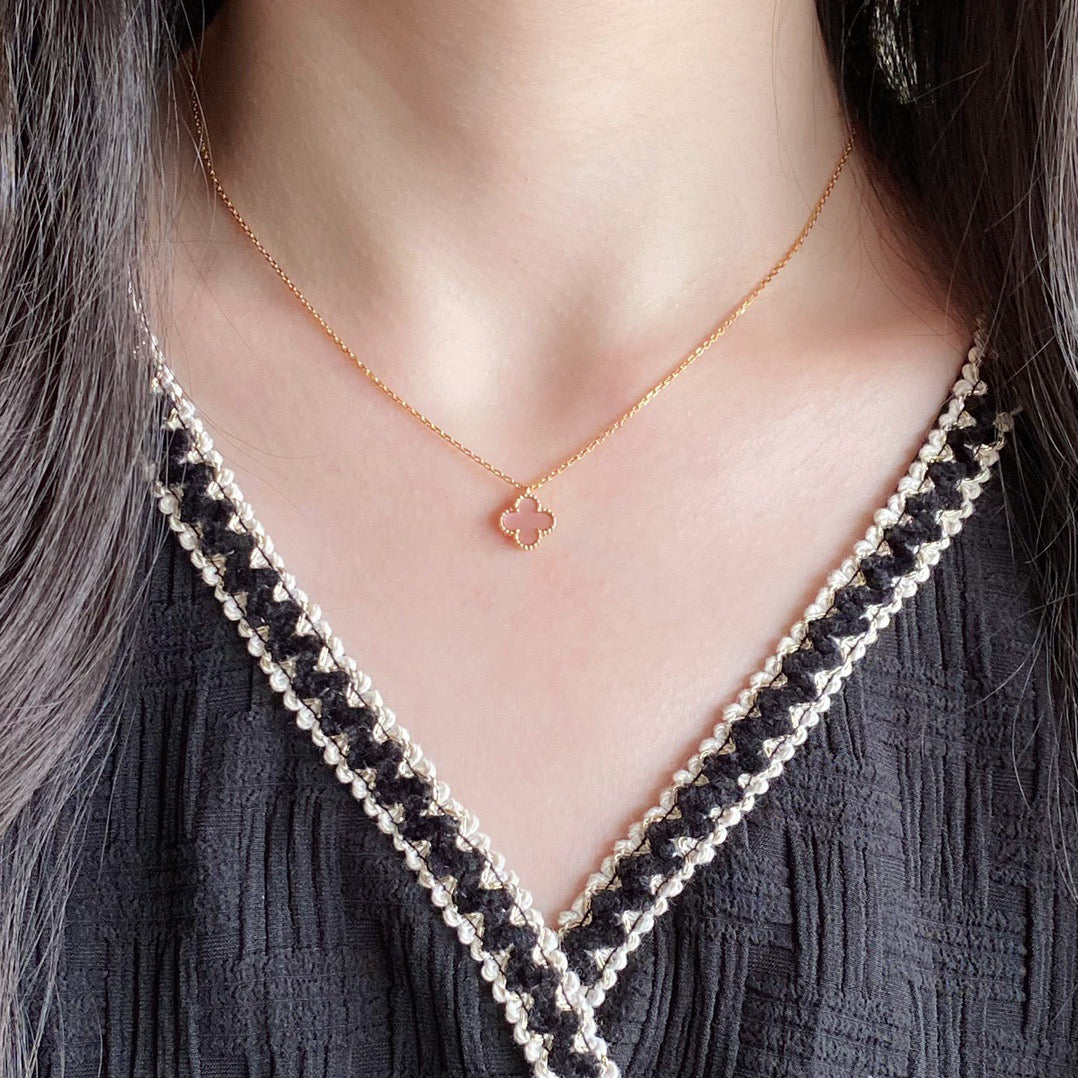 [Mystic]CLOVER 15MM PINK MOTHER-OF-PEARL SINGLE FLOWER NECKLACE