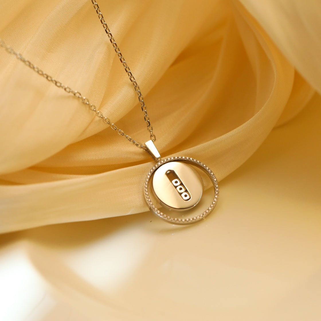 [Mystic ]Mystic  MOVE MM SILVER DIAMOND NECKLACE