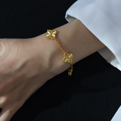 [Mystic] CLOVER 5 MOTIF LASER BRACELET COLLECTION